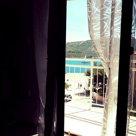 Apartment By The Beach Primošten Buitenkant foto