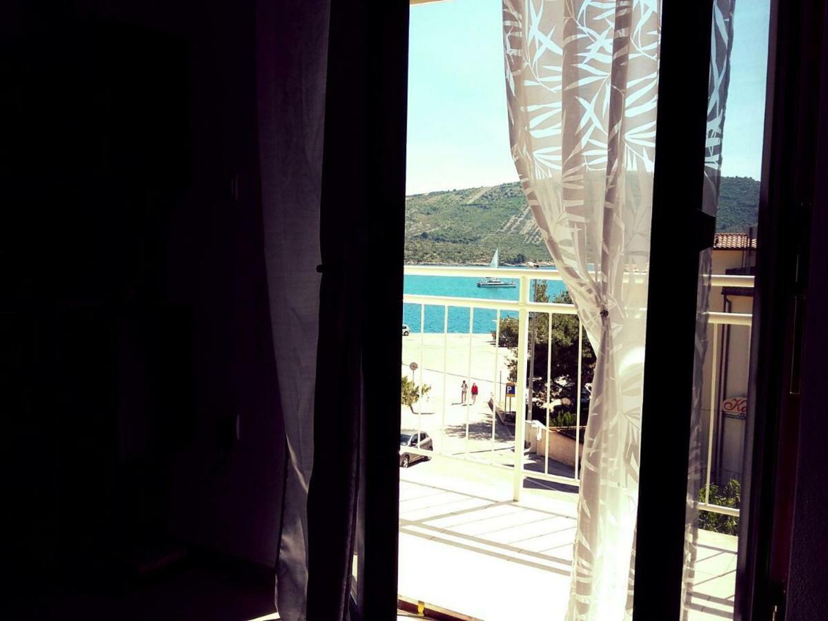 Apartment By The Beach Primošten Buitenkant foto